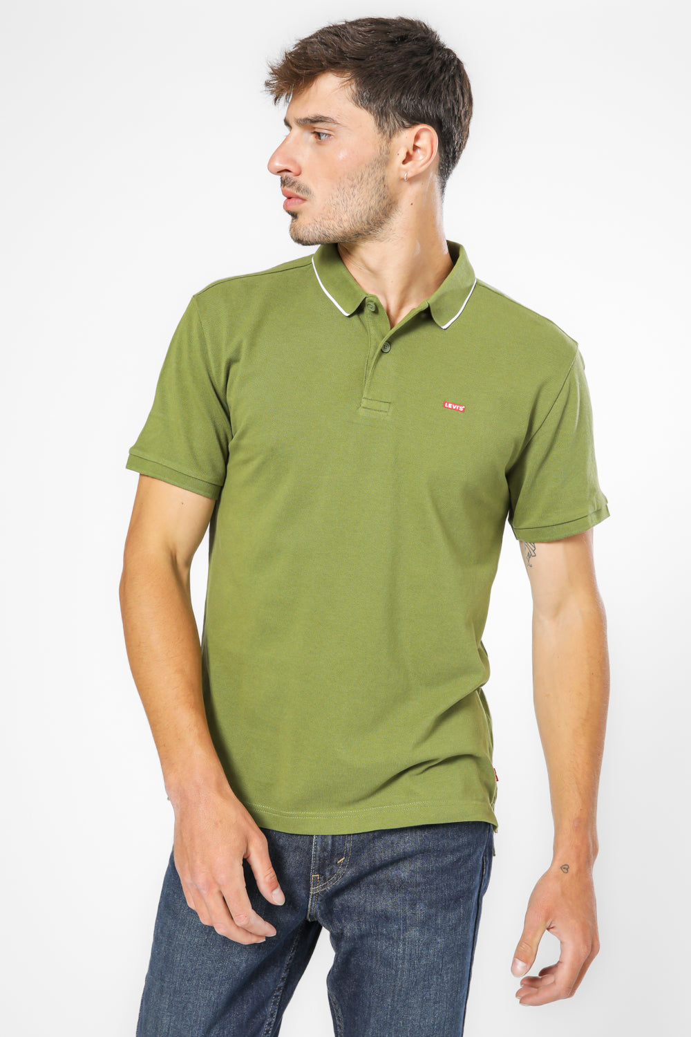 חולצת פולו בצבע ירוק 