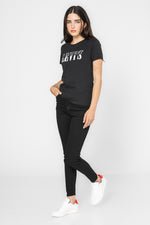 טישירט עם הדפס בצבע שחור