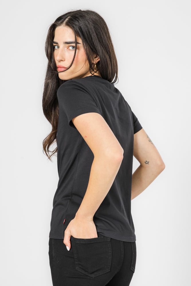 טישירט עם הדפס בצבע שחור