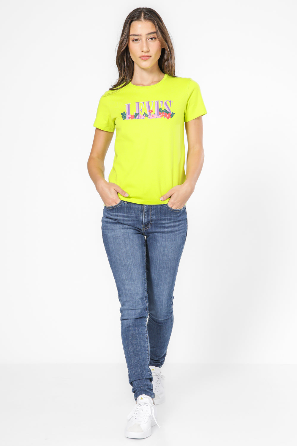 טישירט עם לוגו בצבע צהוב