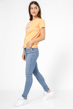 טישירט עם הדפס בצבע כתום