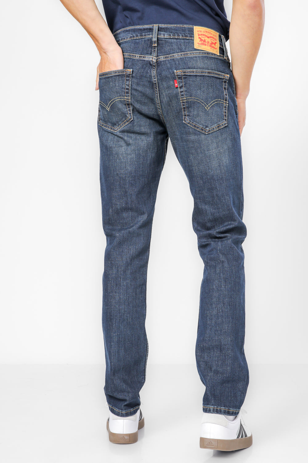 ג'ינס 511 SLIM בצבע כחול כהה