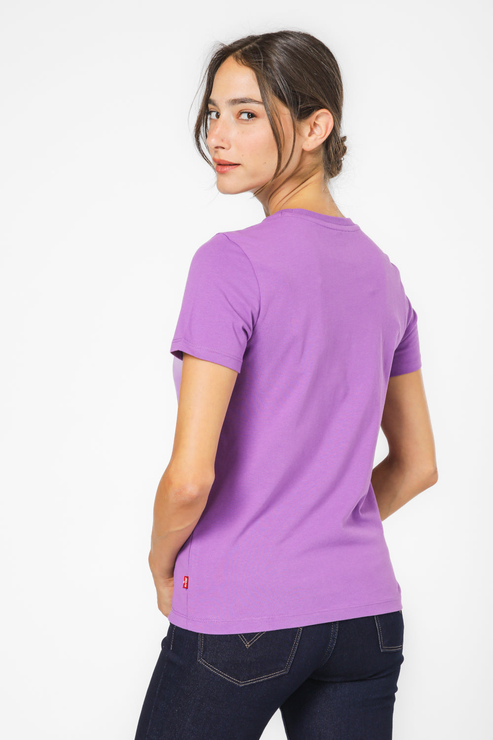 טישירט הדפס לוגו בצבע סגול