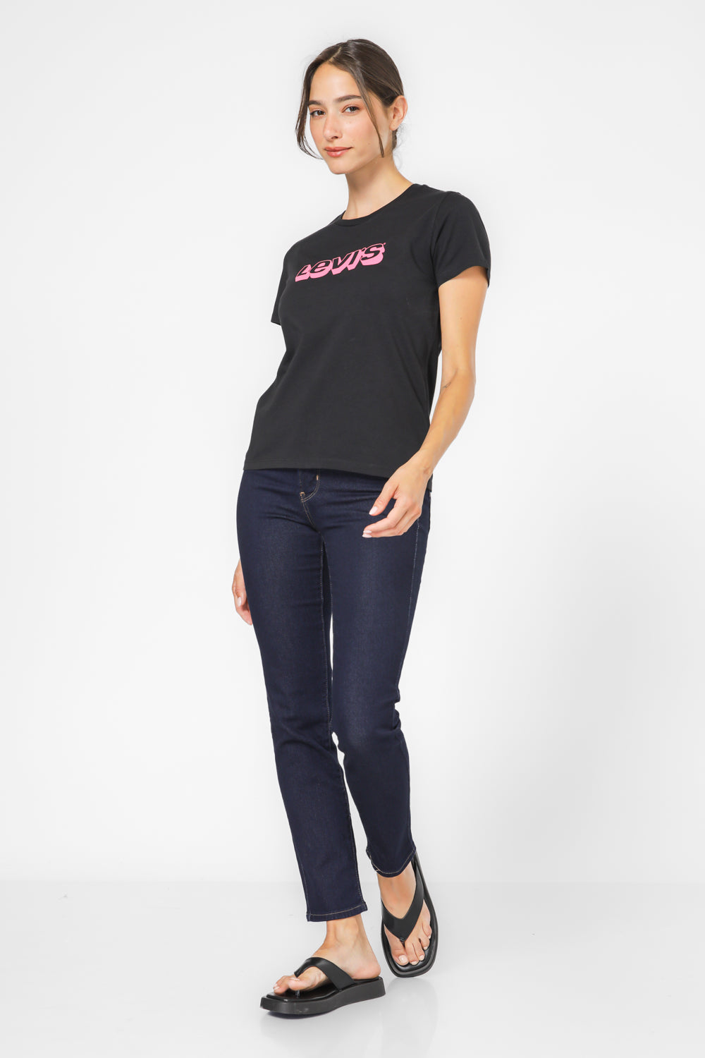 טישירט הדפס לוגו בצבע שחור