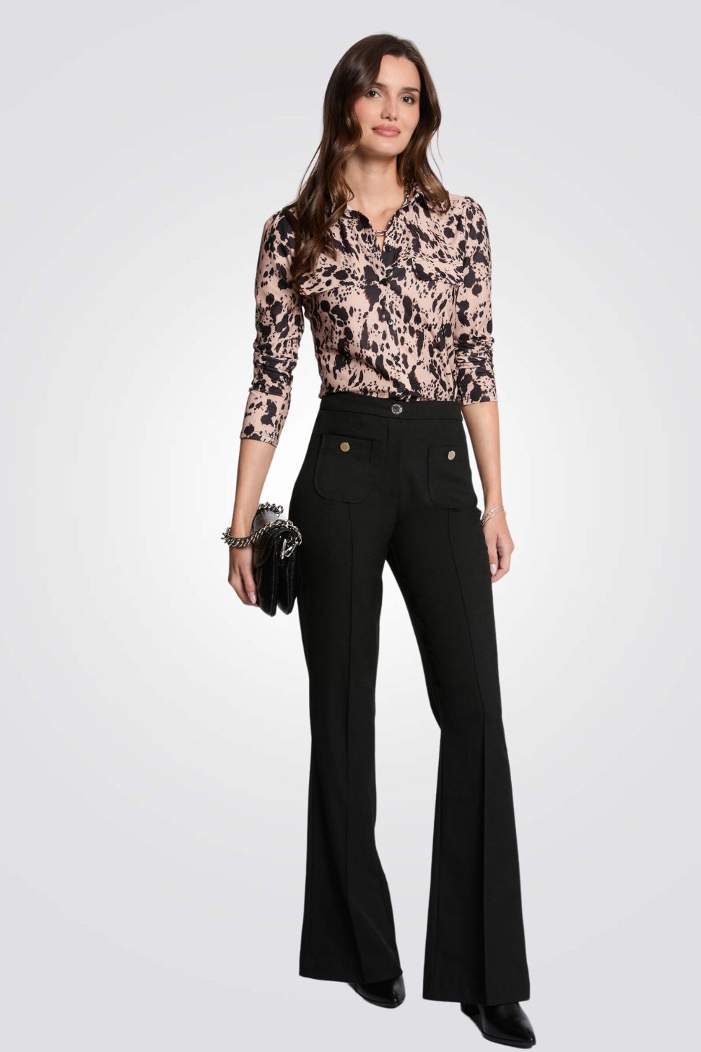 טישירט מכופתרת הדפס אבסטרקטי