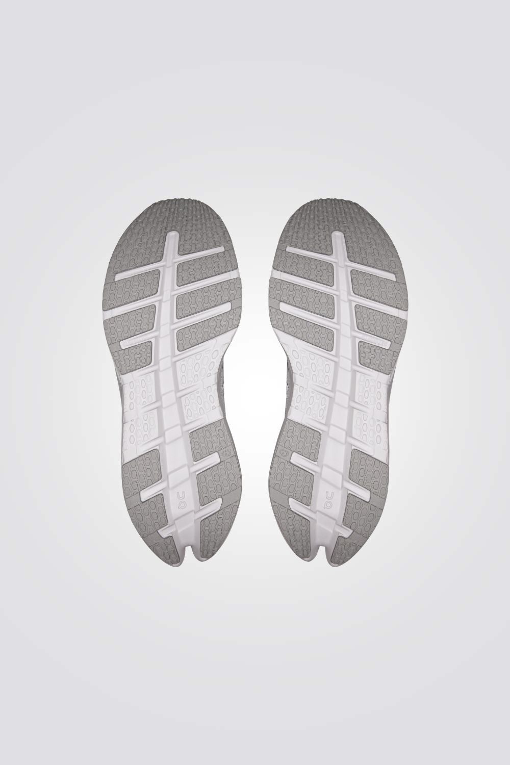 נעלי ספורט Cloudrunner 3 לגברים | און 