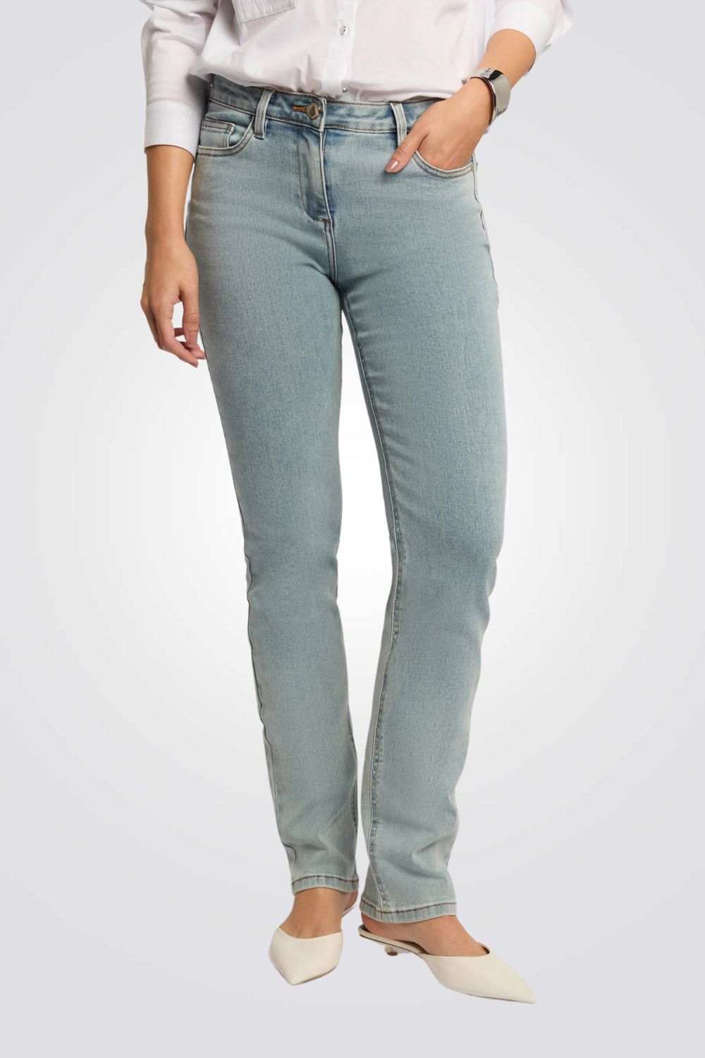 מכנסי ג'ינס Slim Fit בצבע BLEACH