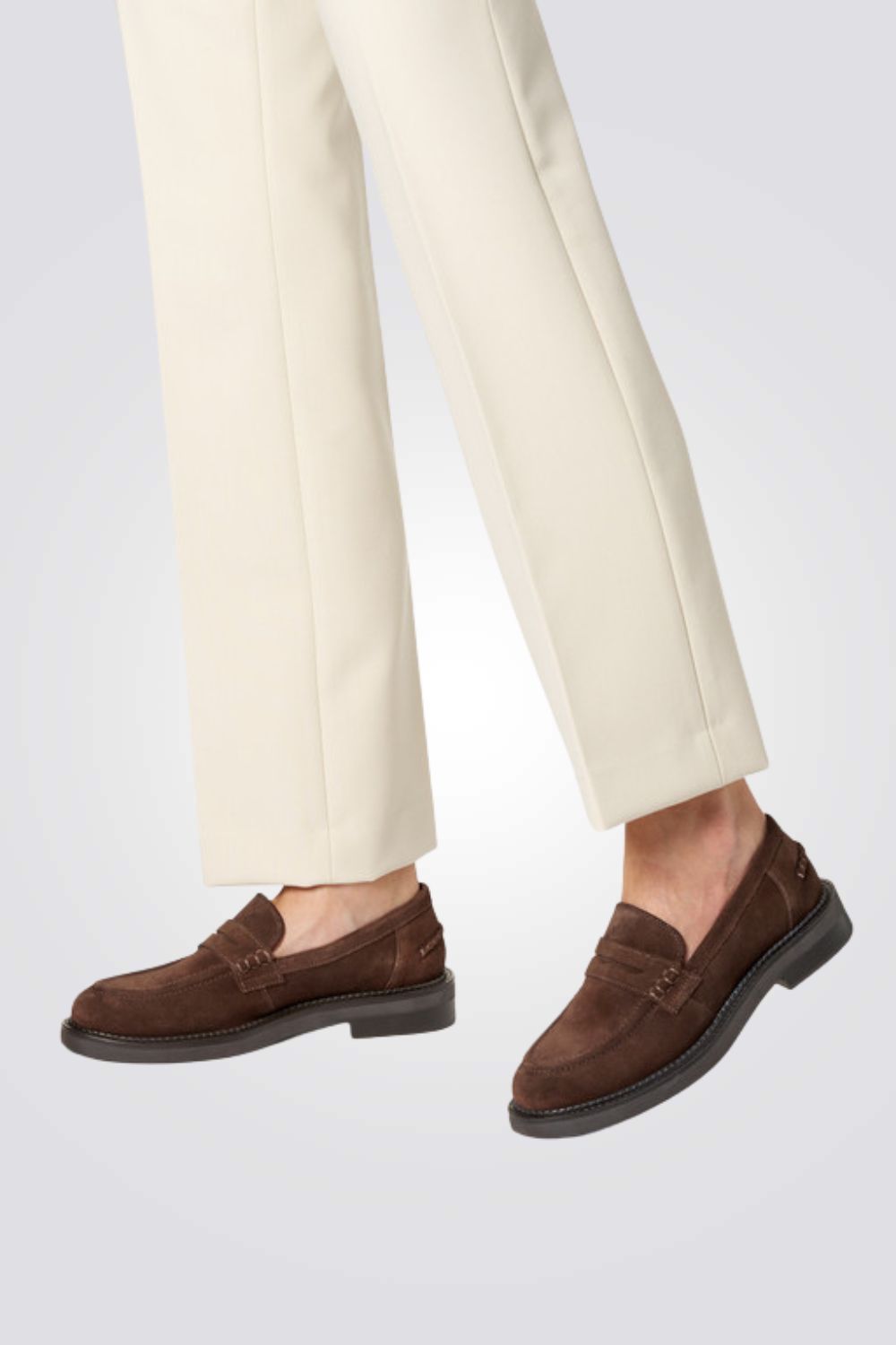 נעלי מוקסין קלאסיות לנשים | ג'יאוקס