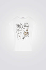 טישירט בצבע לבן הדפס בחזית