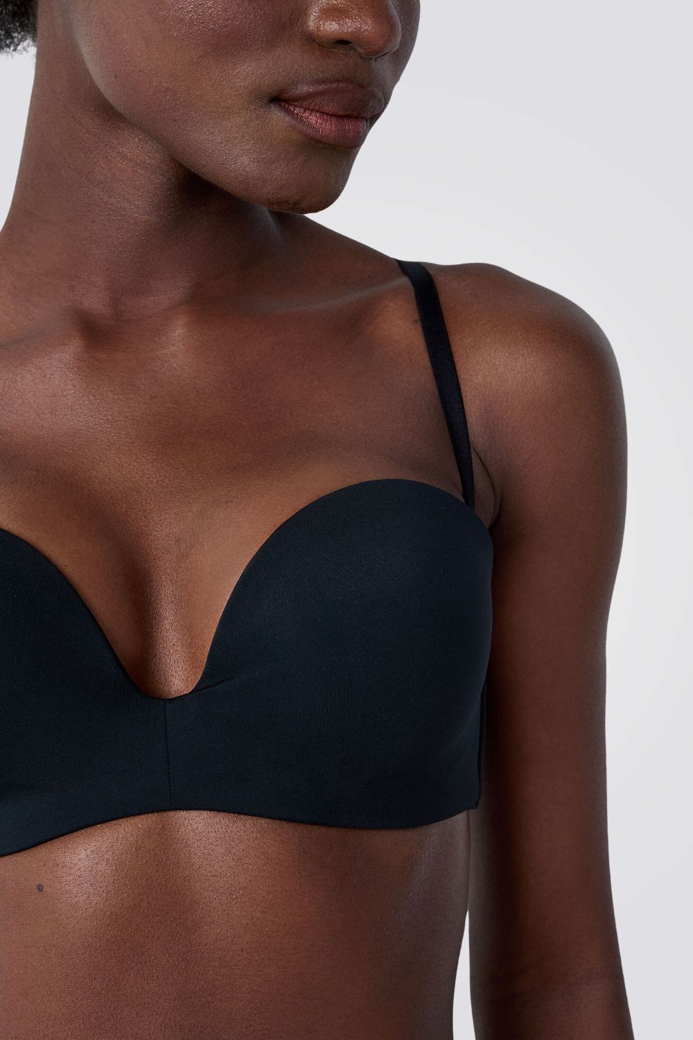 חזיית פוש-אפ סטרפלס | איתם