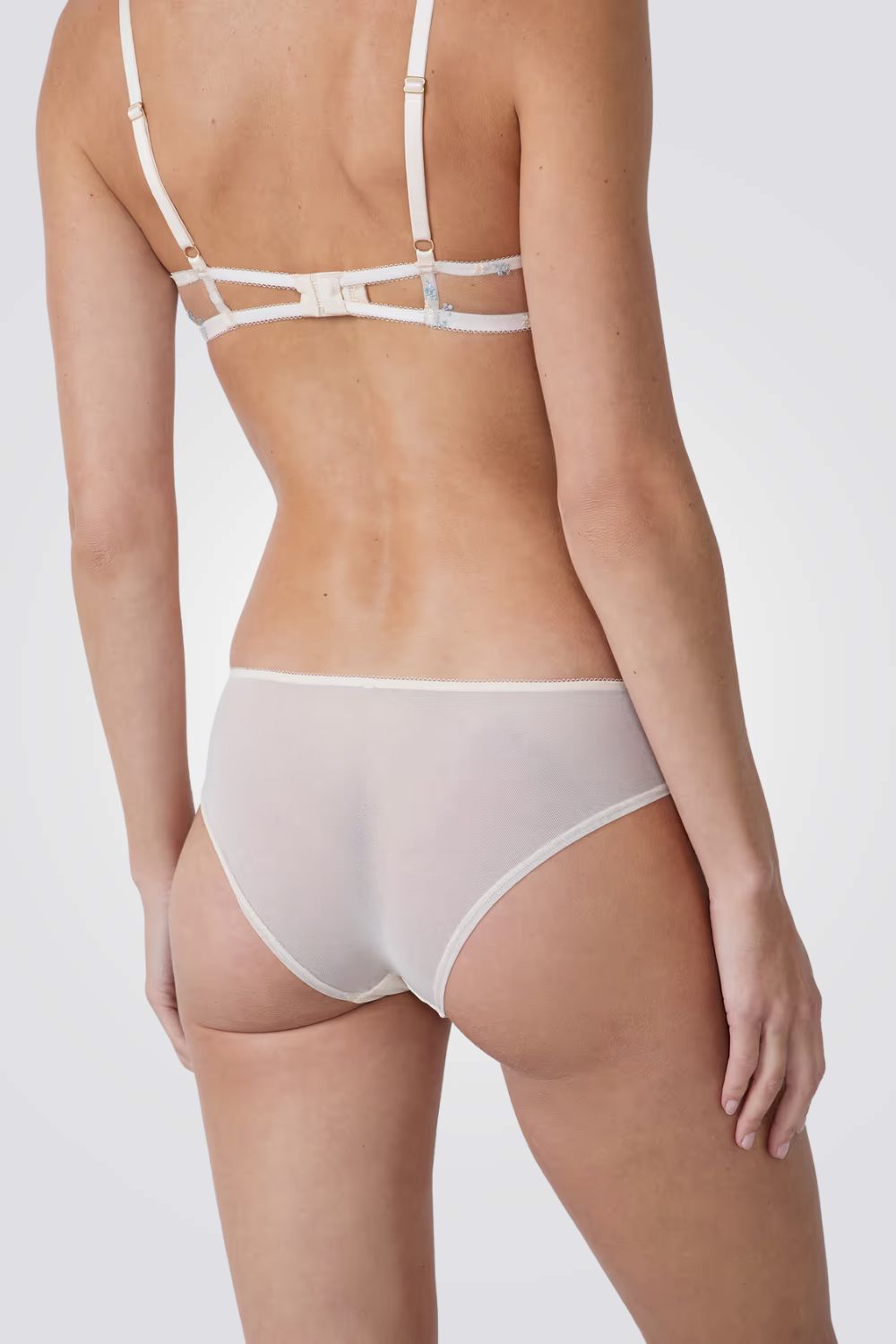 תחתון היפסטר FLOWERS לנשים