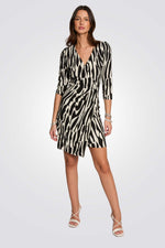 שמלת מעטפת קצרה הדפס אבסטרקטי 