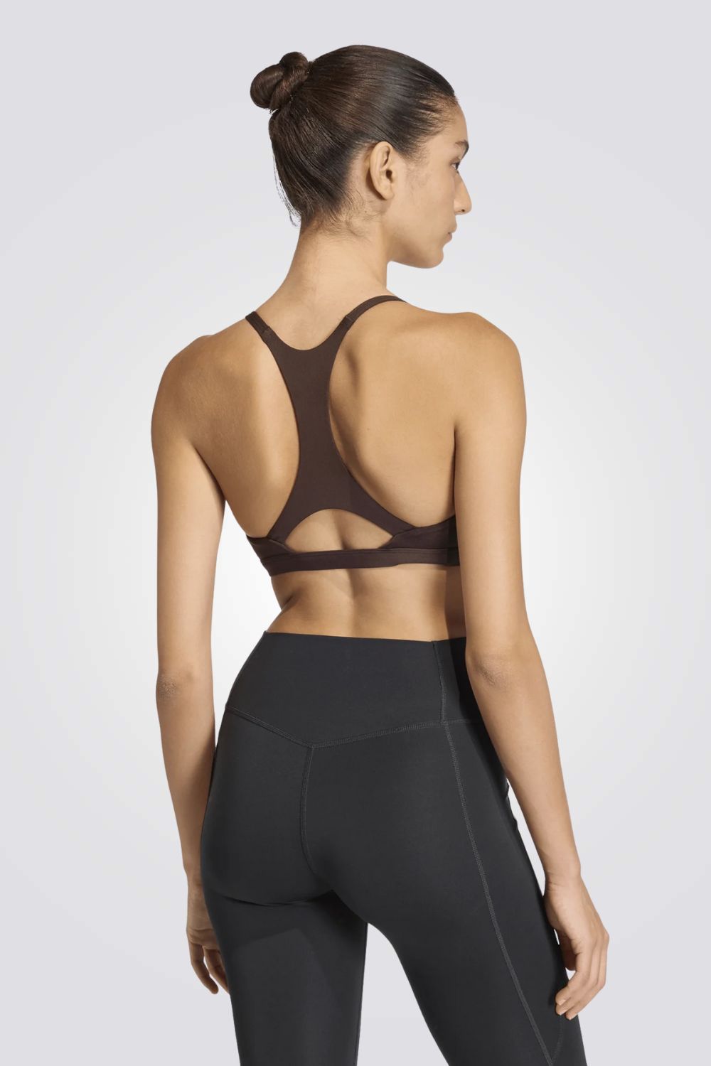 גוזיית ספורט Optimé Essentials Workout Light לנשים | אדידס