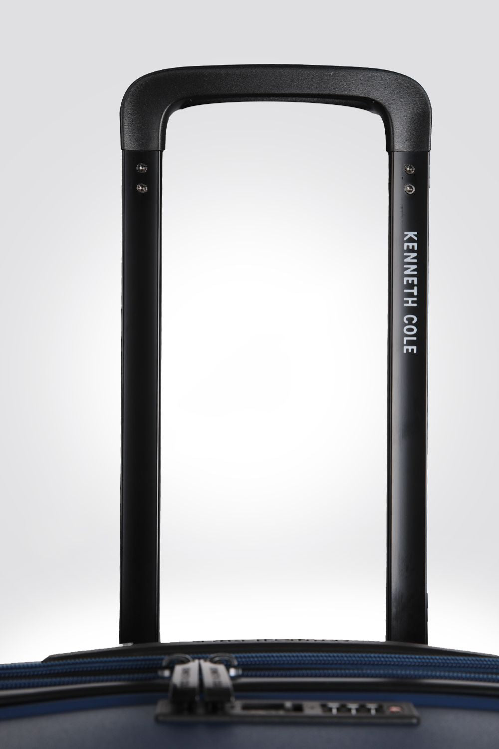 טרולי עלייה למטוס בגודל 20'' אינץ' | קנת קול