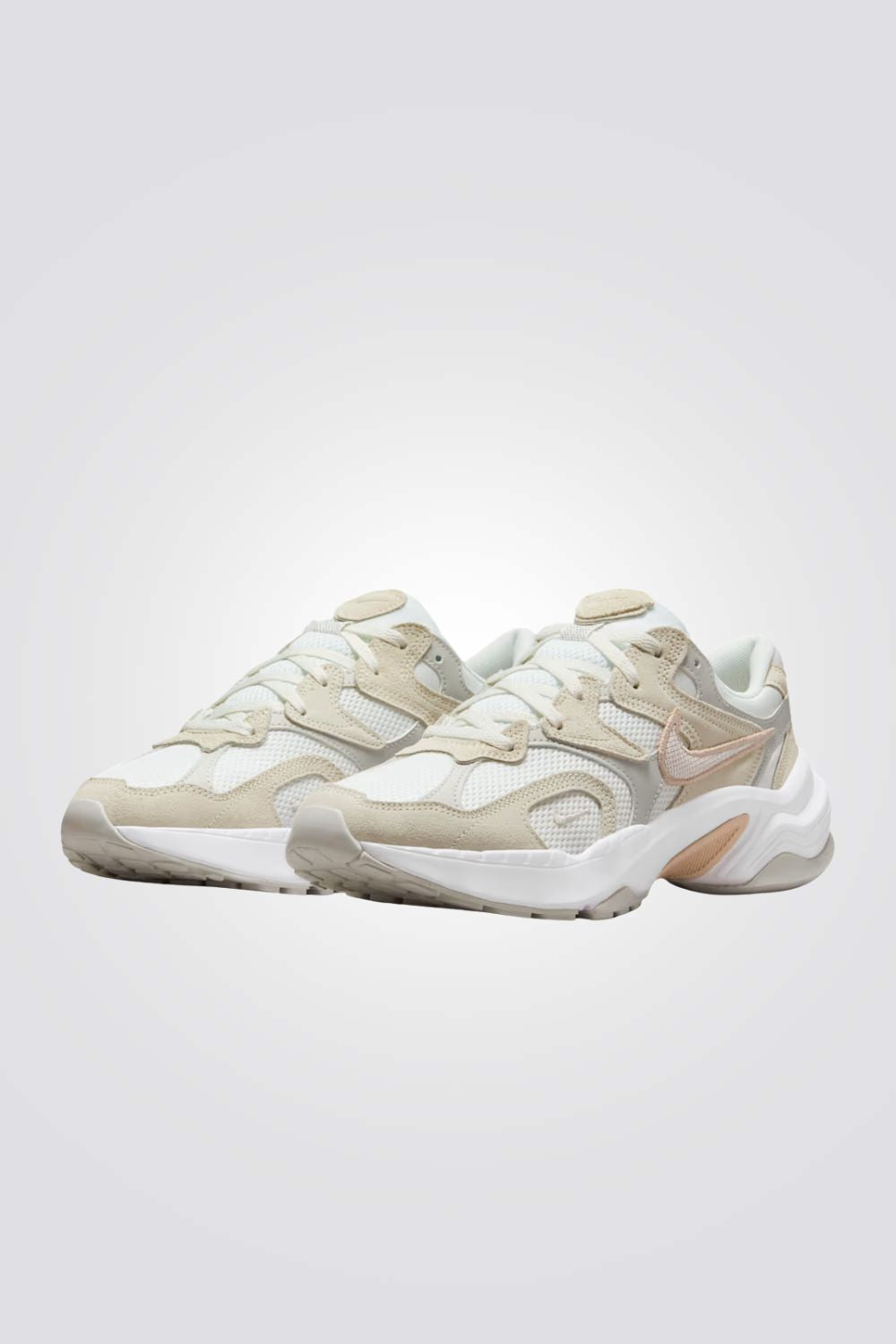 נעלי סניקרס בעיצוב רטרו | נייקי