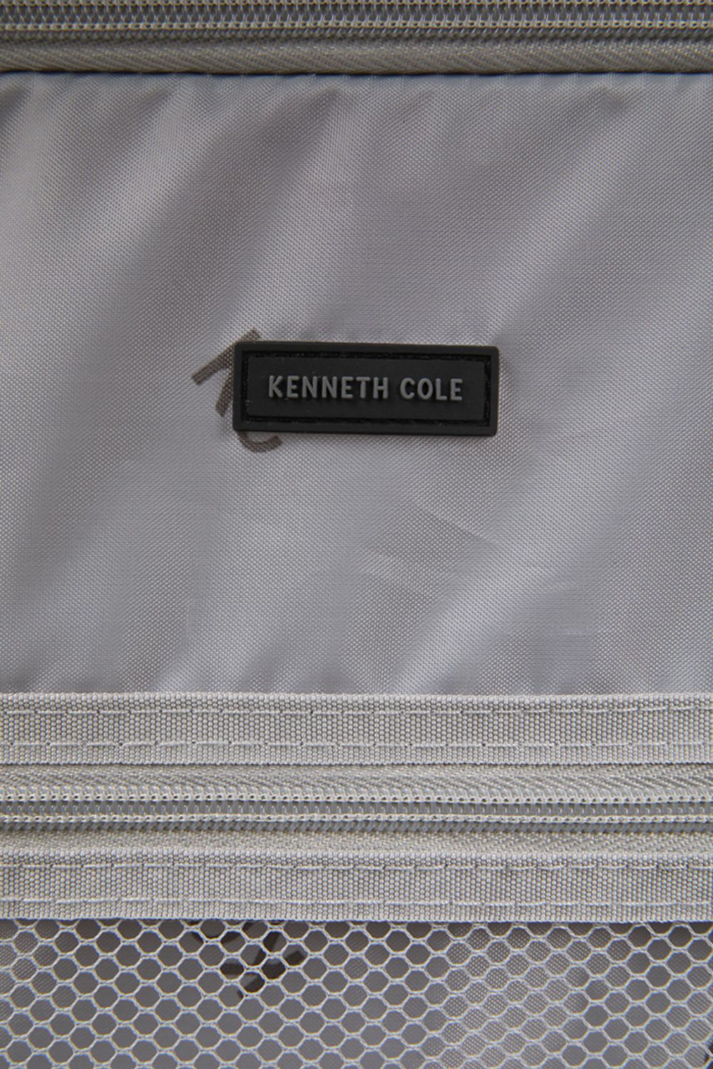 מזוודה גדולה בגודל 28'' אינץ' | קנת קול