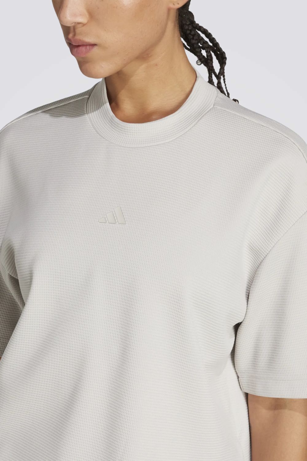 טישירט קצרה בטקסטורת וואפל | אדידס 