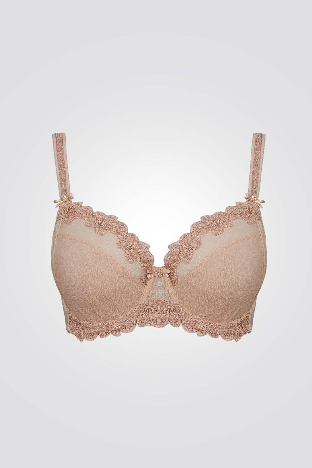 חזייה ספייסר ותחרה בז'