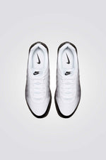 נעלי סניקרס בעיצוב אייקוני | נייקי