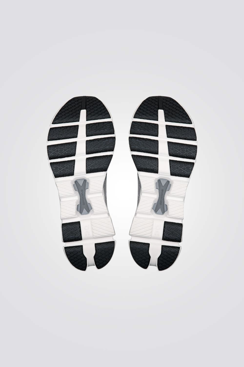 נעלי ספורט Cloud X 4 לגברים | און 