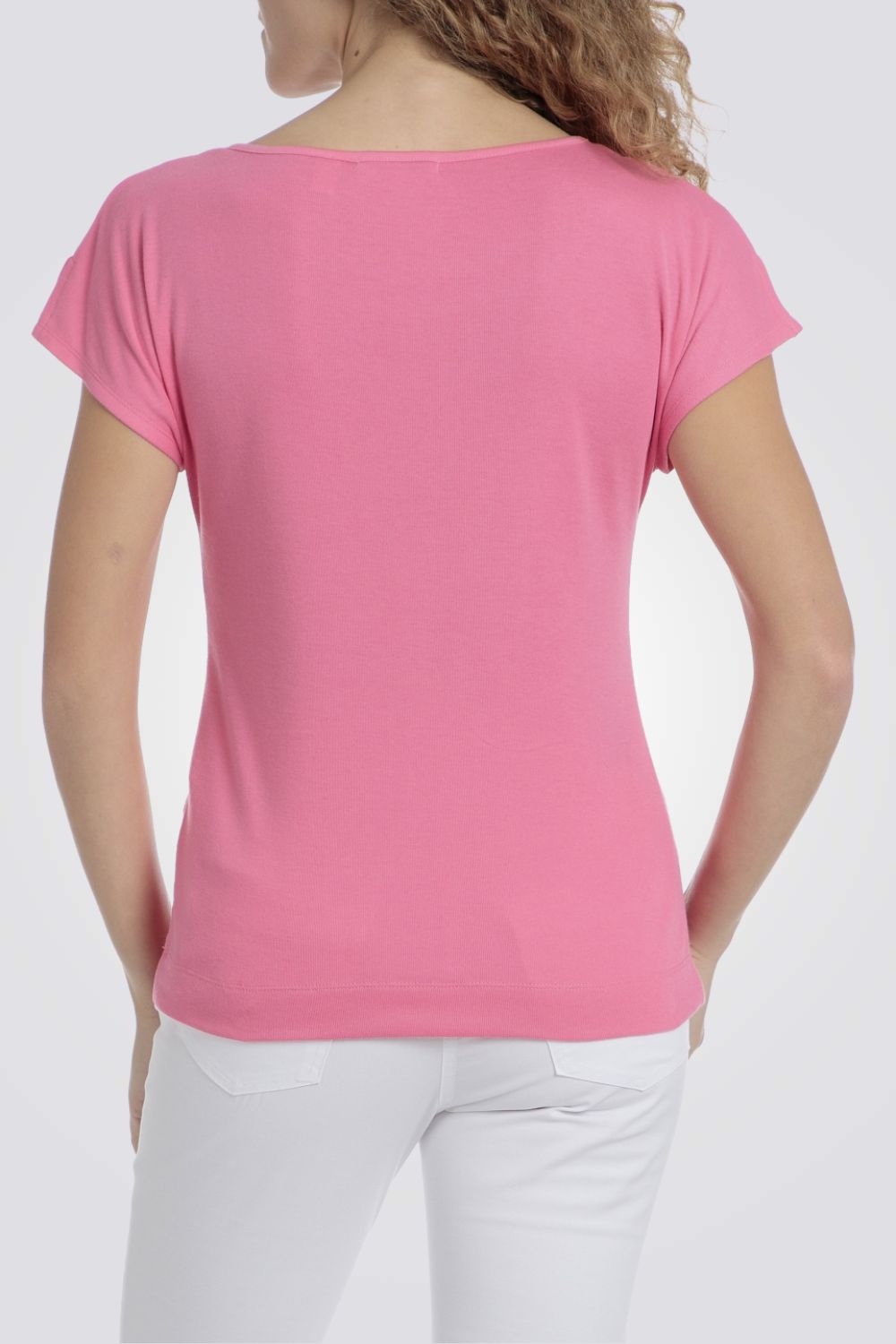 טישירט בייסיק לנשים