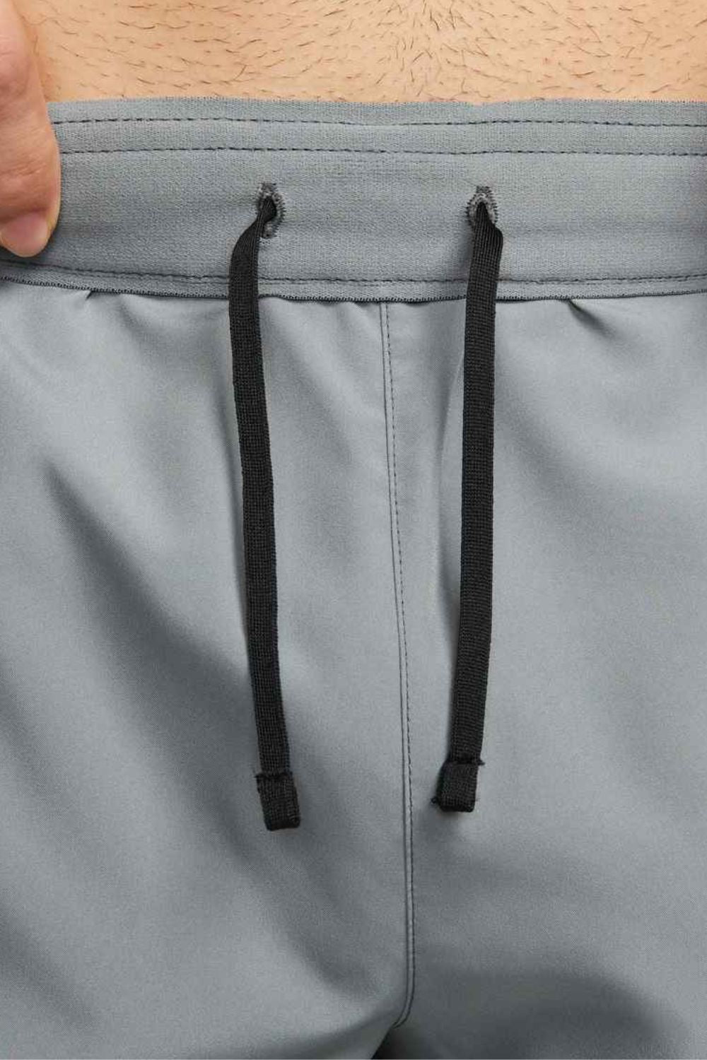 מכנסי ספורט Nike Challenger Shorts לגברים