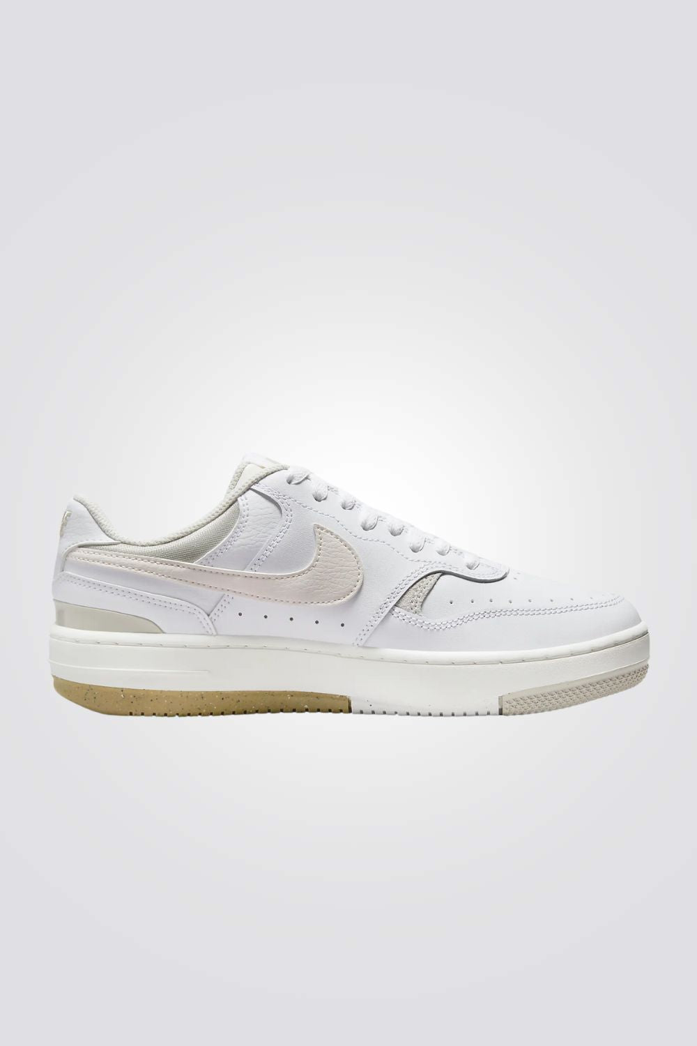 סניקרס Nike Gamma Force לנשים