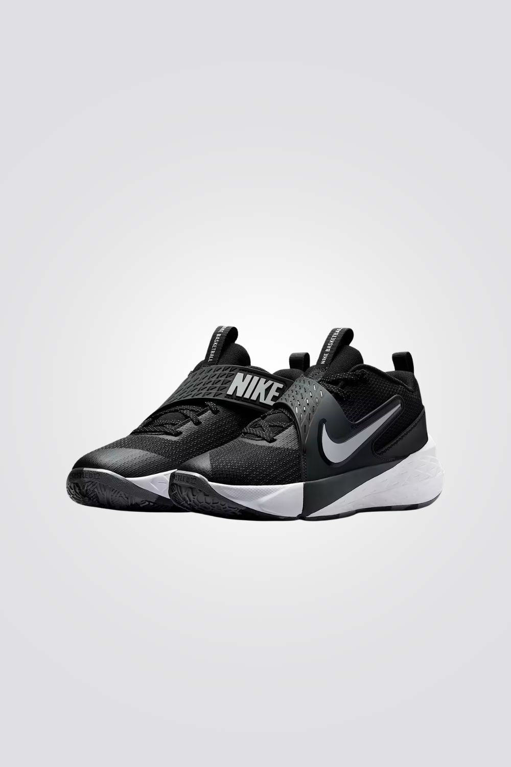 נעלי ספורט Nike Team Hustle D 12 לנוער