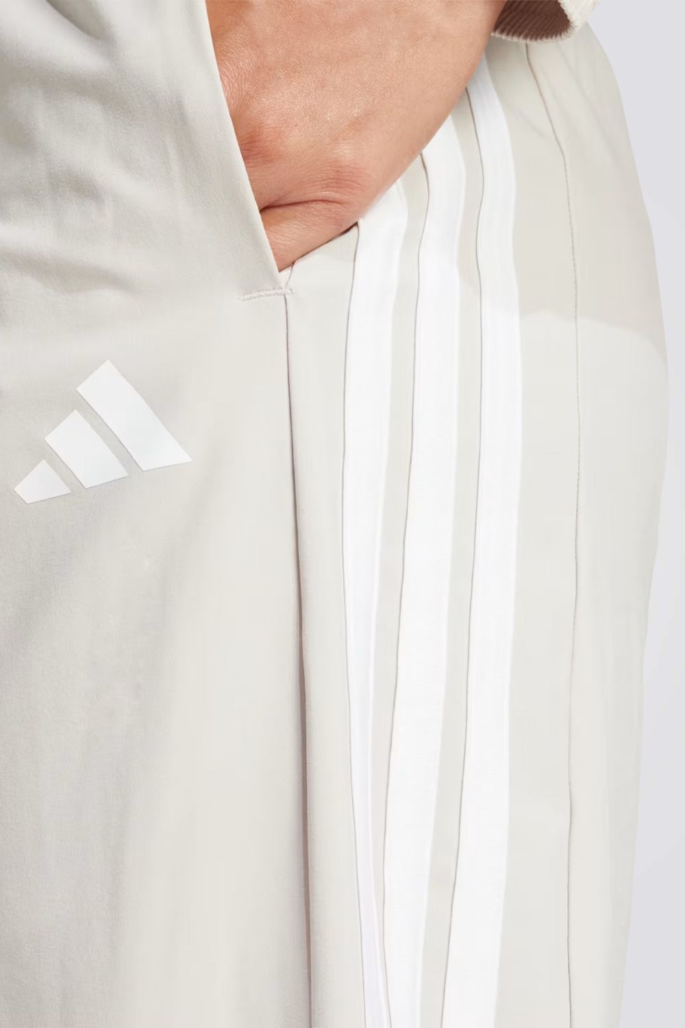 מכנסי טרנינג  Train Essentials 3-Stripes לנשים