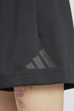 מכנסיים קצרים ממותגים לנשים | אדידס 