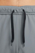 מכנסי ספורט רב תכליתיים לגברים | נייקי