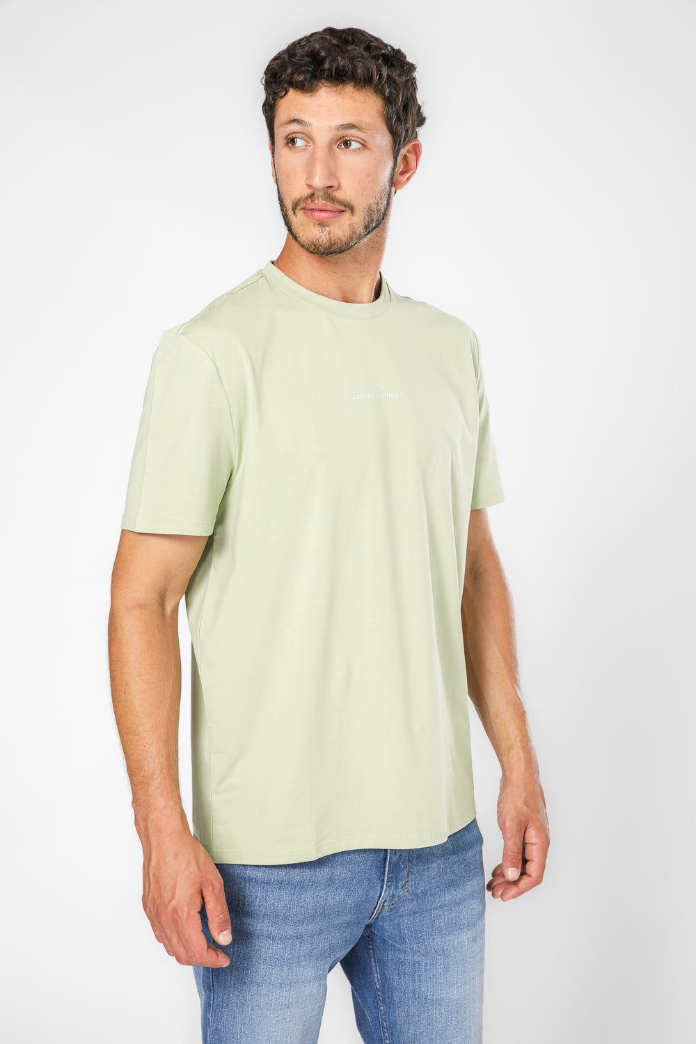 טישירט בצבע ירוק לגברים