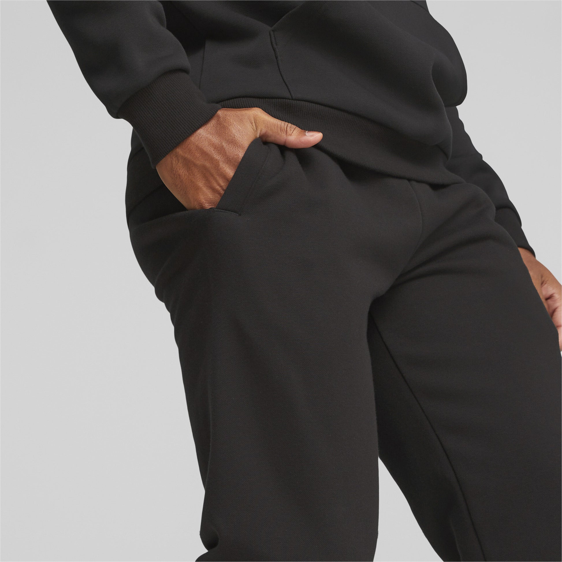 מכנסיים ארוכים לגברים ESS+ LOGO LAB בצבע שחור