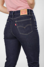 מכנסי ג'ינס סקיני גזרה גבוהה