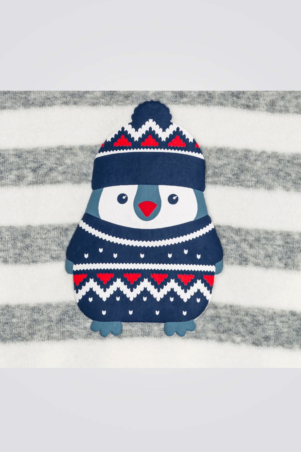 אוברול פיג'מה מקטיפה עם פסים אפור ולבן ופינגווין מקדימה