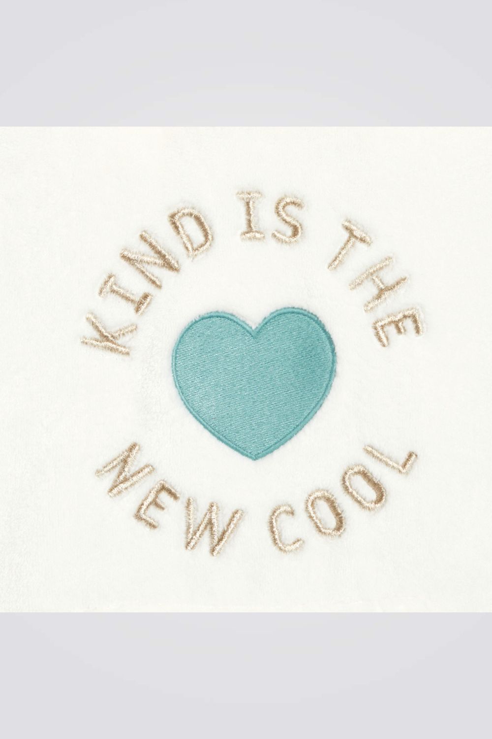 סווטישירט פליז עם קפוצ'ון לילדות בצבע לבן עם כיתוב