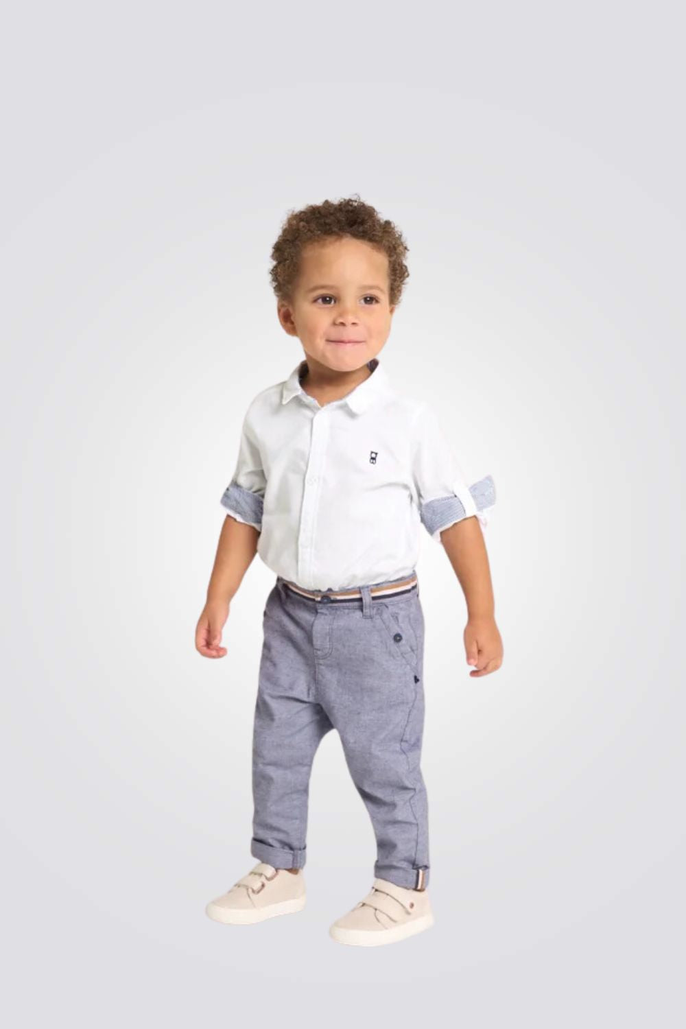 חולצה מכופתרת לתינוקות בצבע לבן