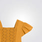 שמלה לילדות בצבע צהוב עם טקסטורת רקמה - 3