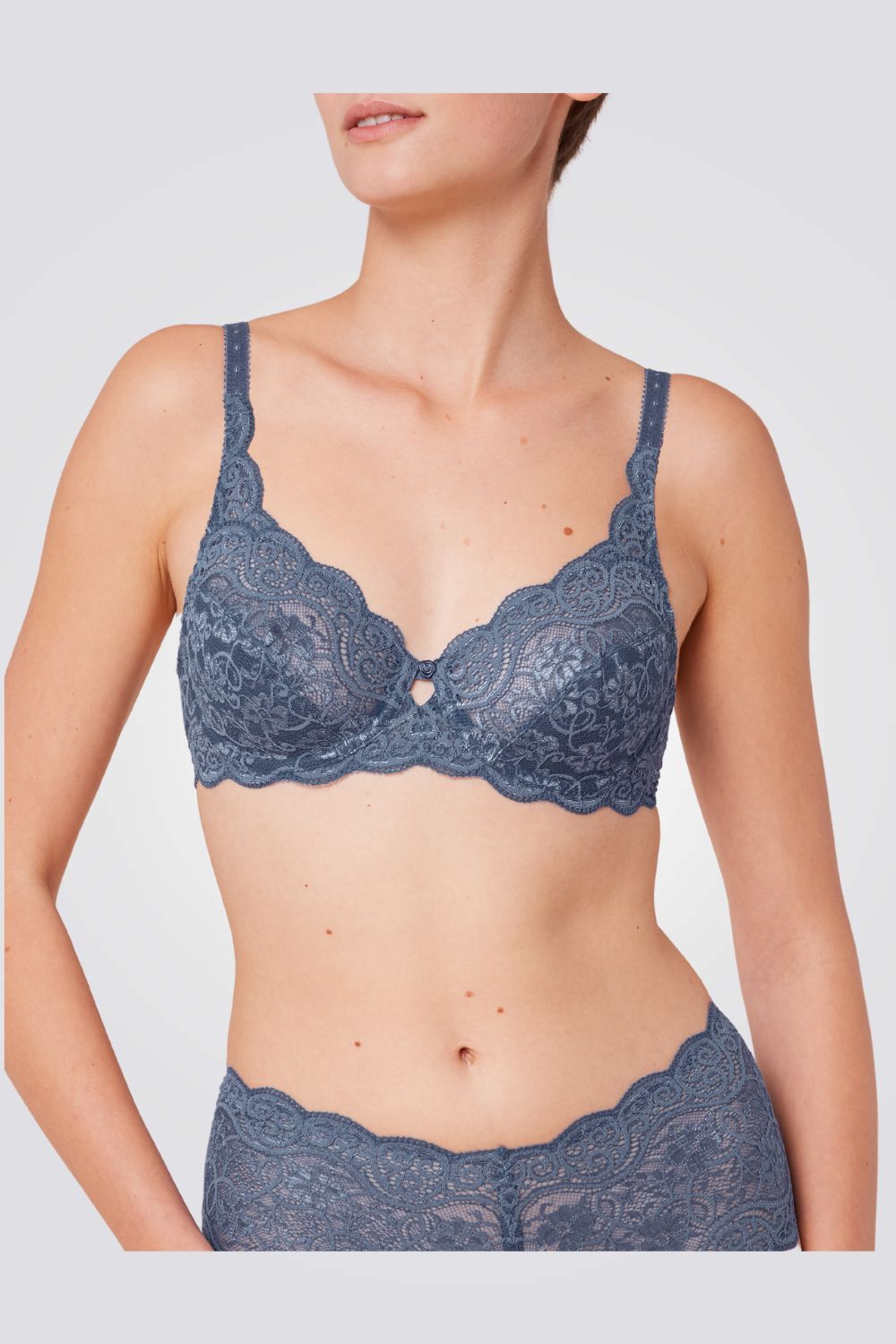 חזיית תחרה Triumph Amourette 300 W X בצבע כחול