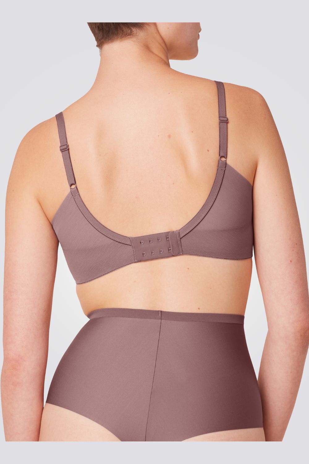 חזייה מרופדת Triumph Shape Smart P בצבע חום