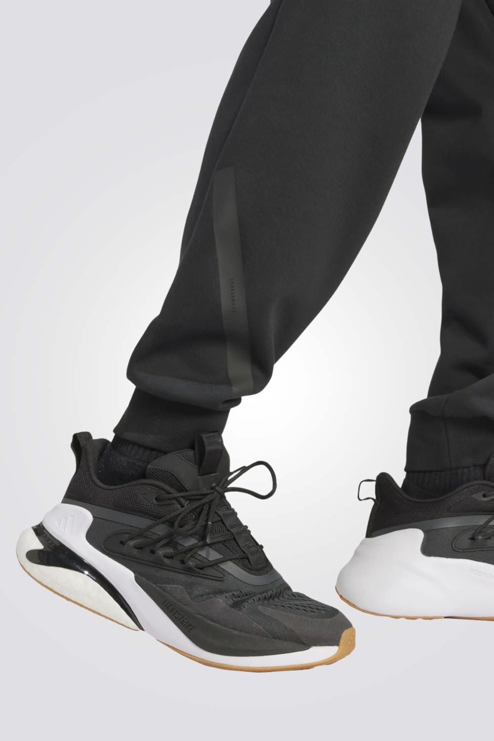 מכנסי טרנינג בצבע שחור | אדידס