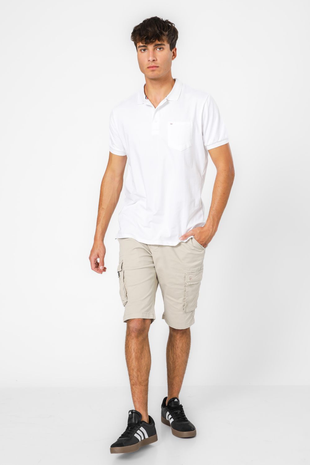 חולצת פולו קצרה לגברים