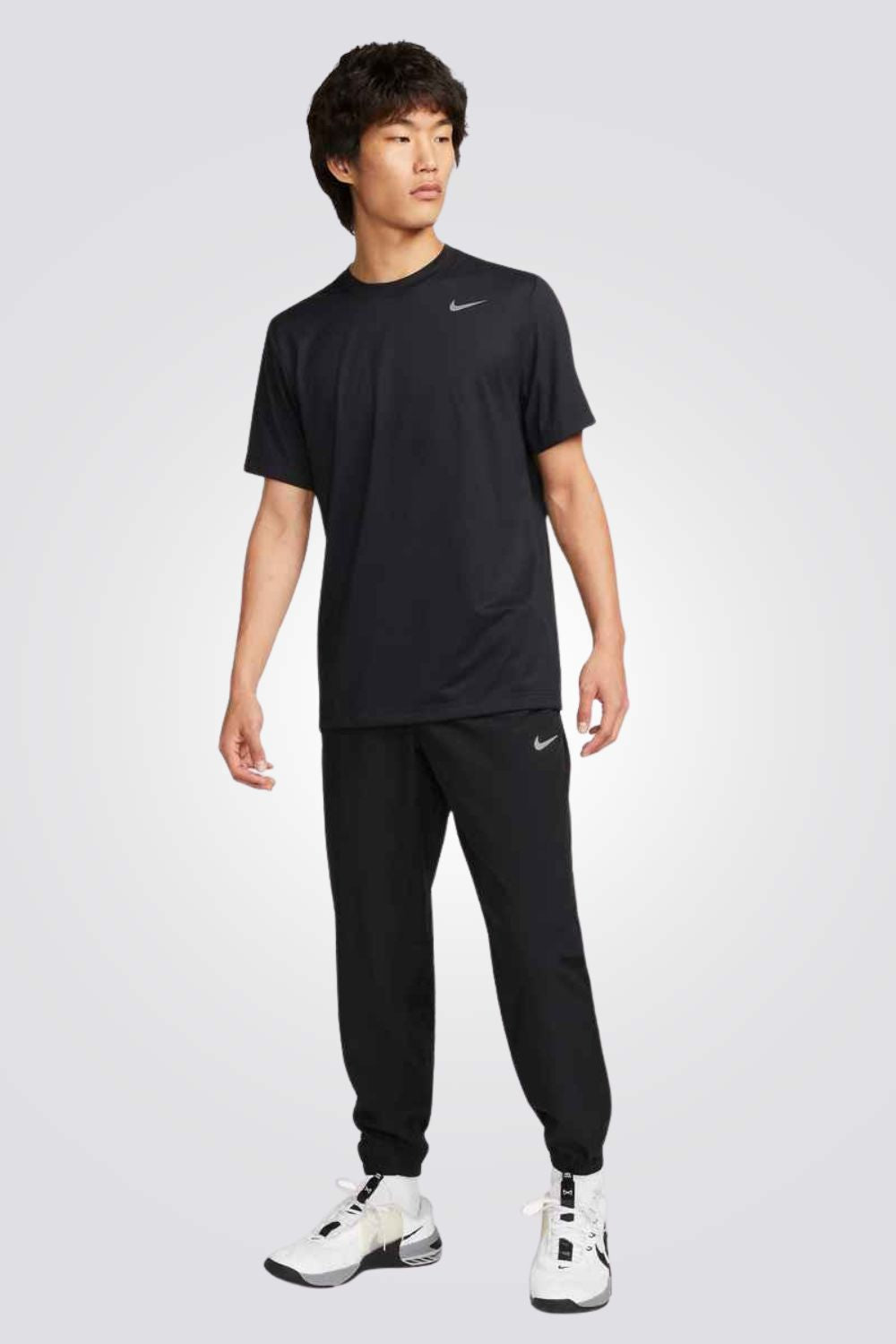 מכנסי ספורט רב תכליתיים לגברים | נייקי