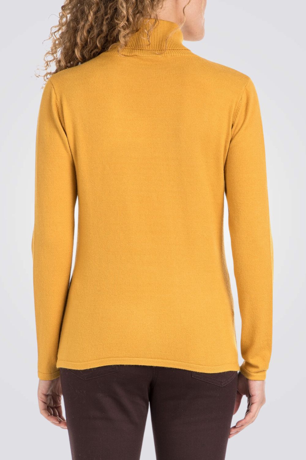 חולצת בייסיק ג'רסי צווארון גולף בצבע חרדל