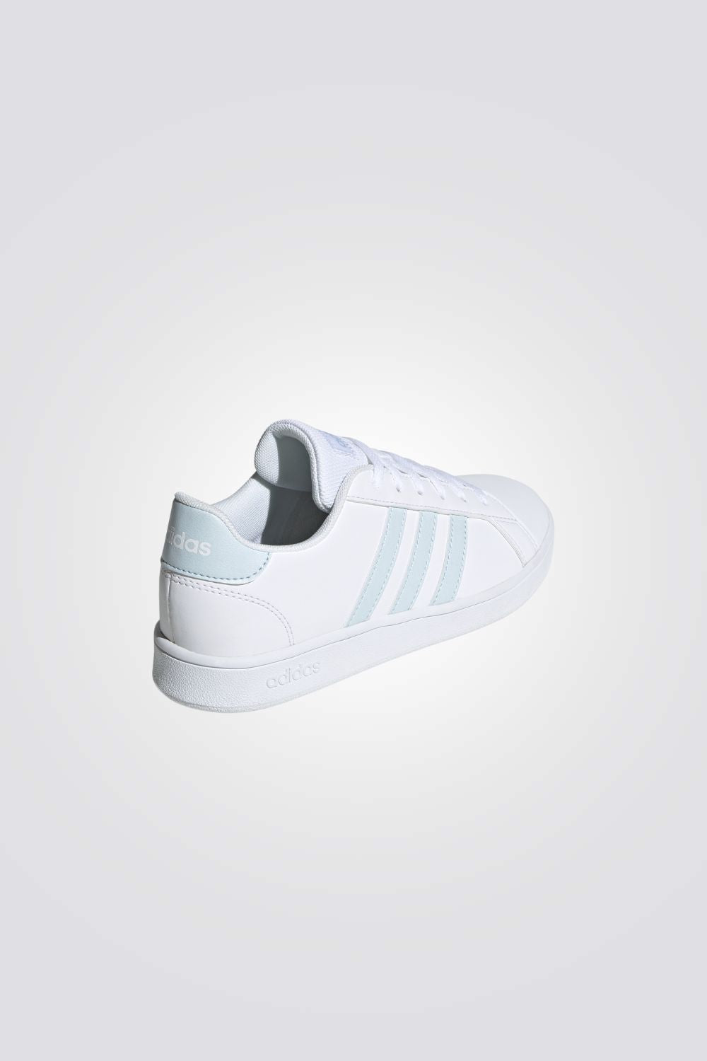 סניקרס בצבע לבן לנוער | אדידס