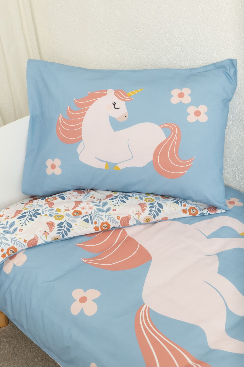 סט מצעים מעבר דגם UNICORN 