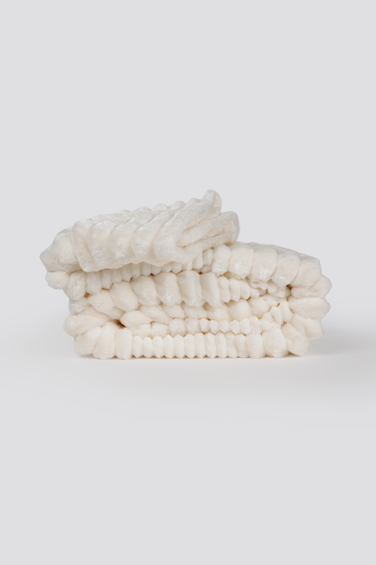 שמיכת פליז יחיד 150/200 ס"מ בעיצוב פסים | קנת קול