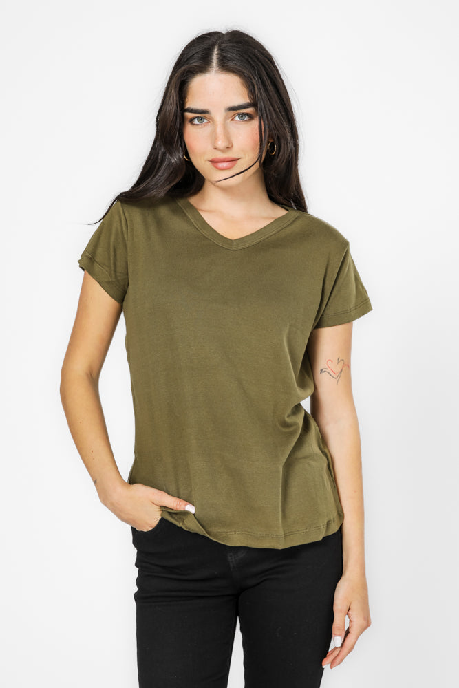 מארז שלישיית טישירטים קצרות לנשים צווארון וי בצבע זית