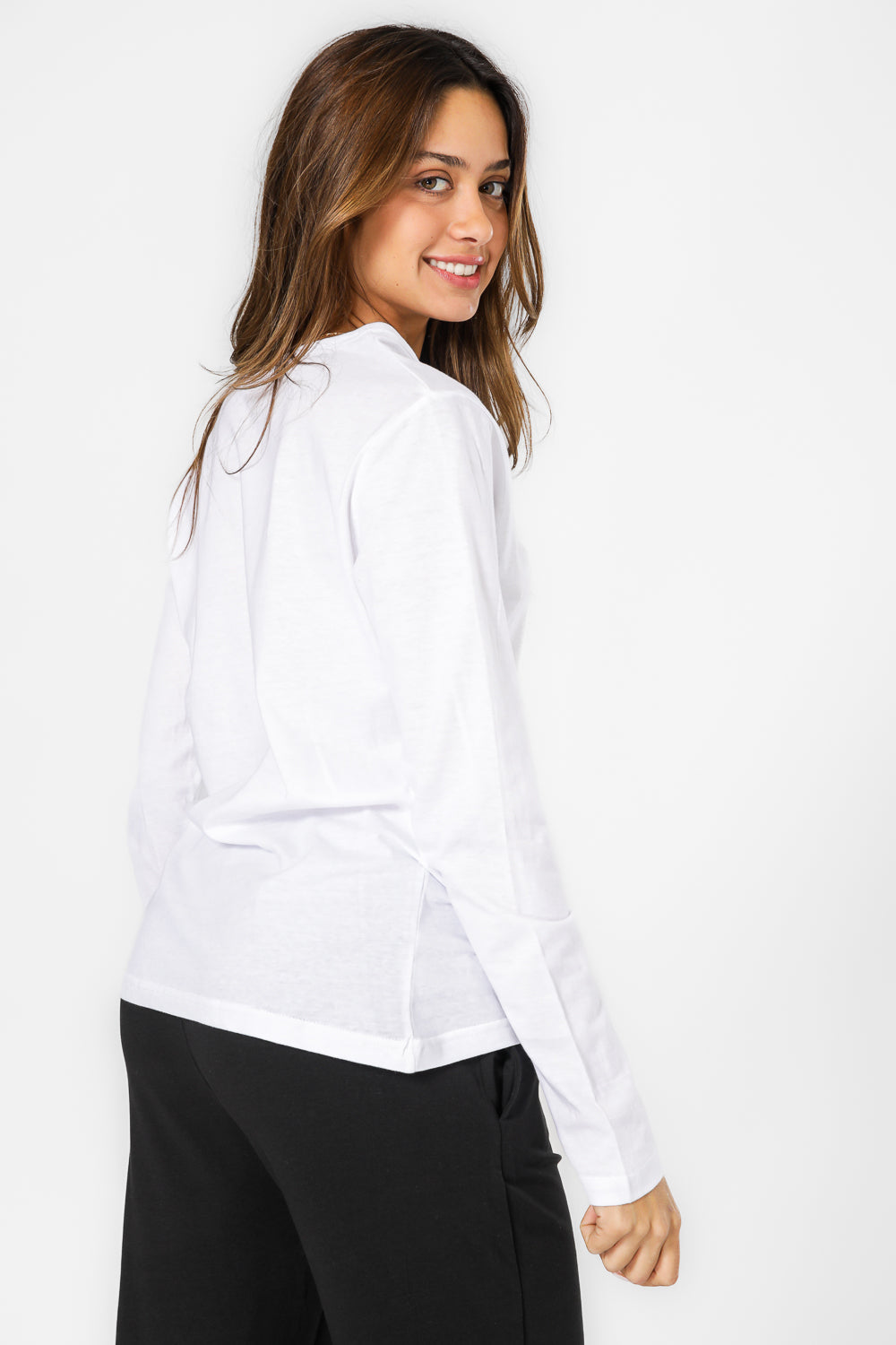 מארז שלישיית גופיות נשים צואוורון V צבע לבן