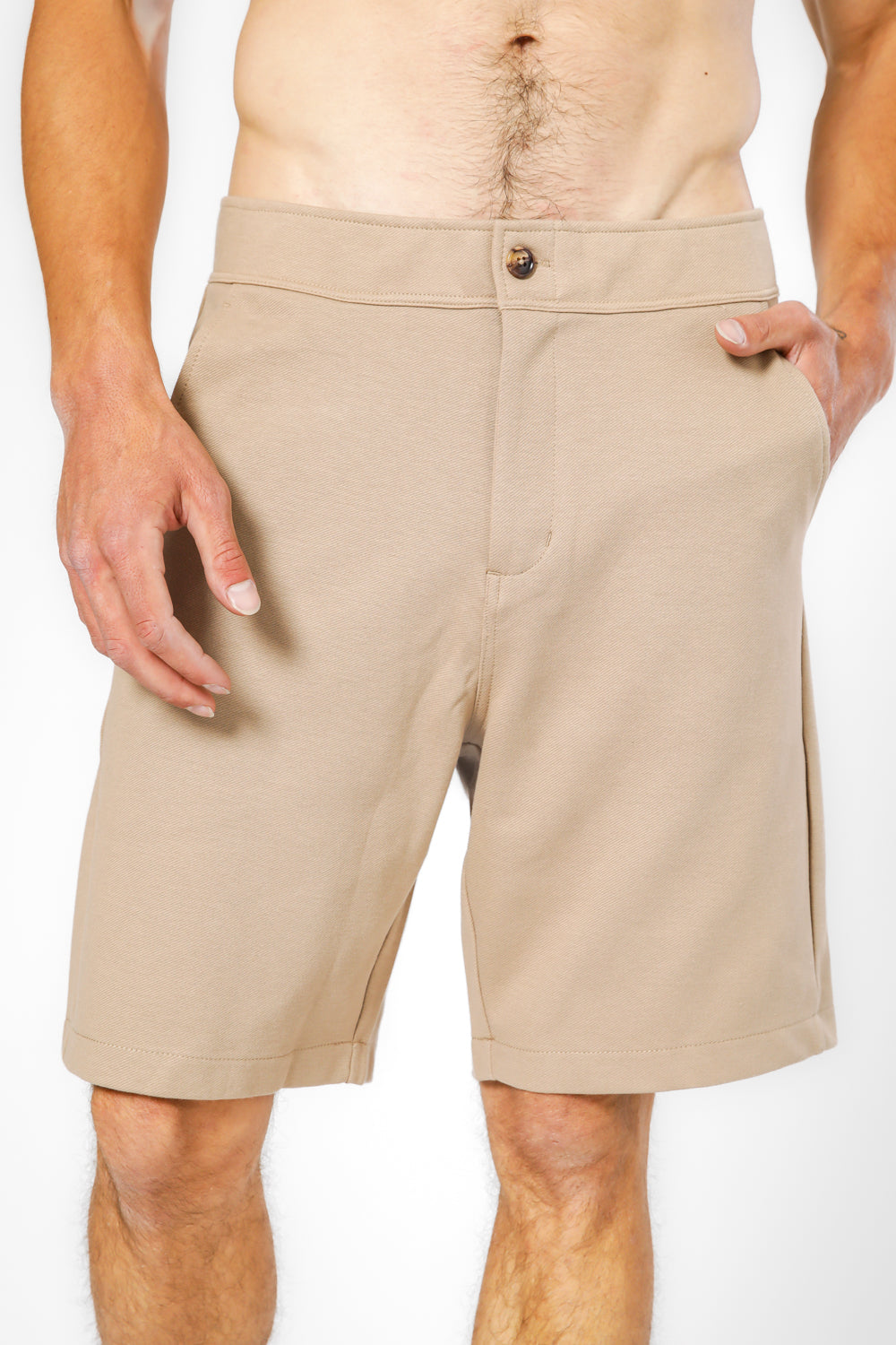 מכנסי ברמודה מבד סרוג בצבע בז'